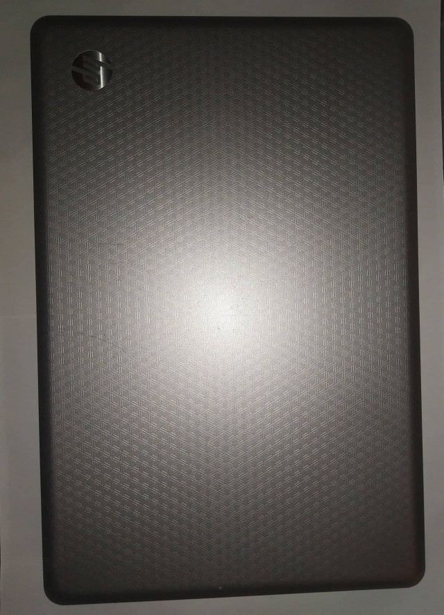 {