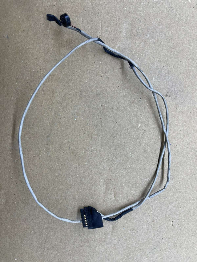 {
